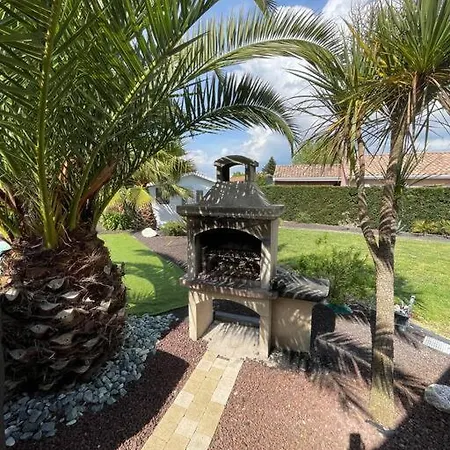 Charmante Maison Entre Chateaux Et Ocean * Cussac-Fort-Medoc