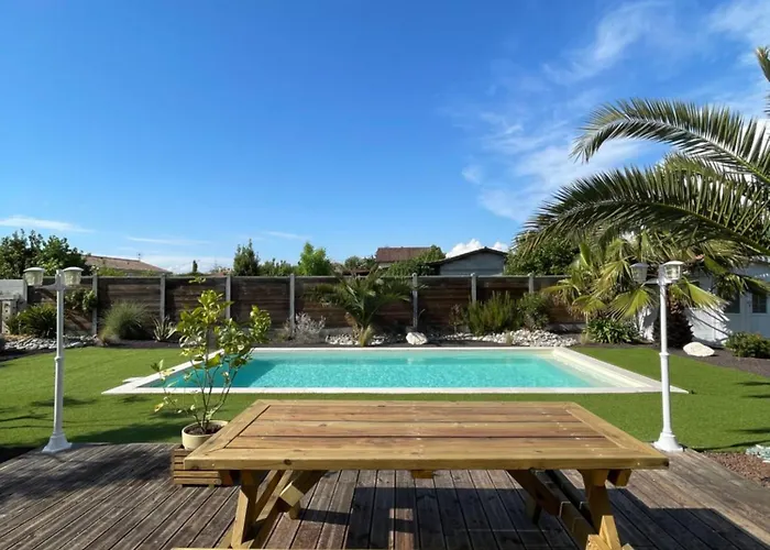 Charmante Maison Entre Chateaux Et Ocean Prázdninový dům